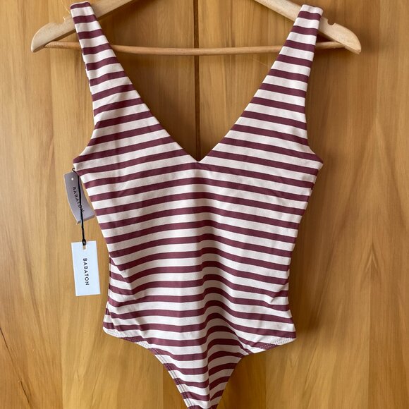 NWT Babaton Contour V Neck Body Suit Small - Picture 2 of 4
